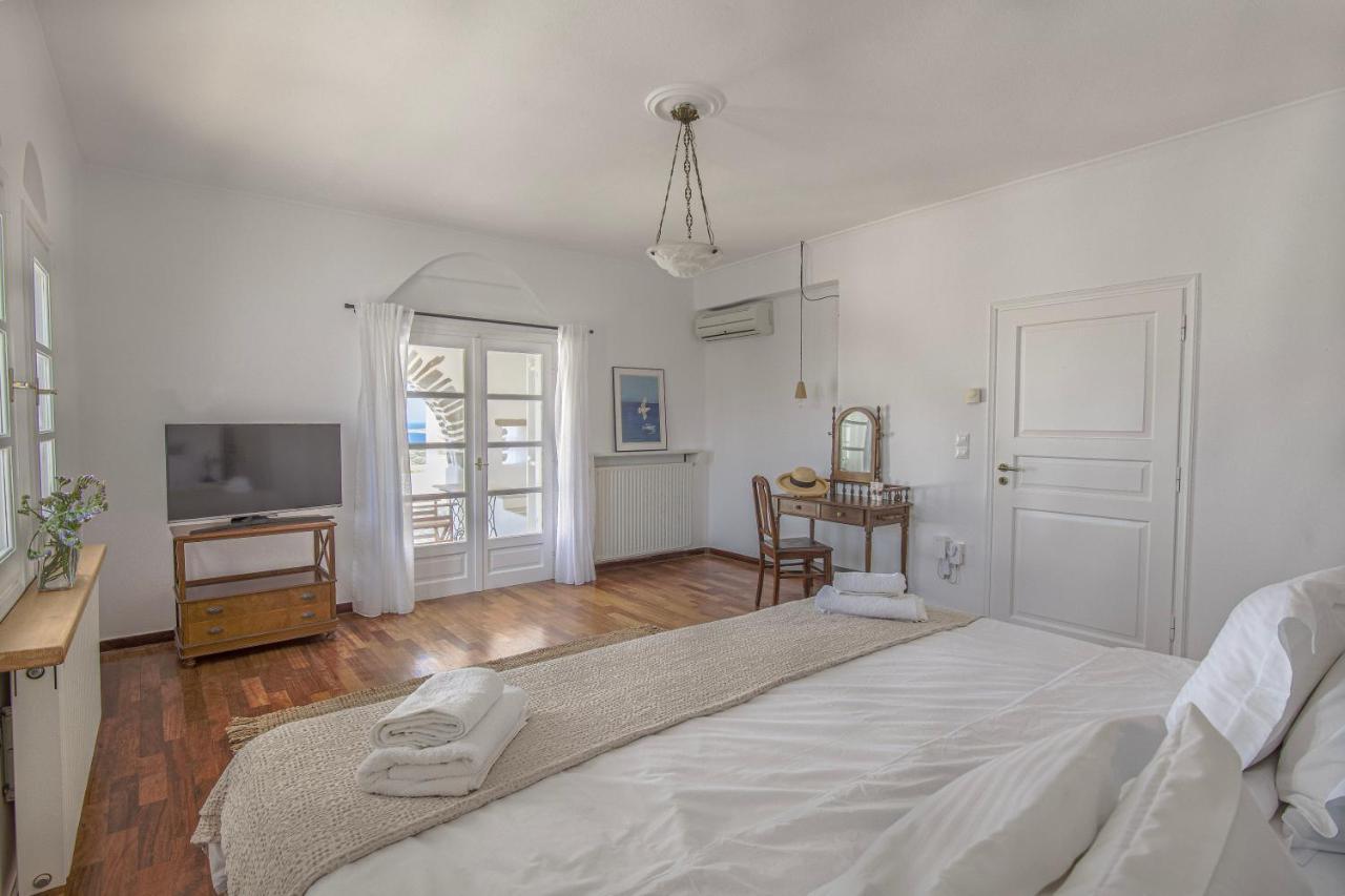 Anthemion Paros - Villas & Suites 阿吉亚艾里尼帕罗 外观 照片