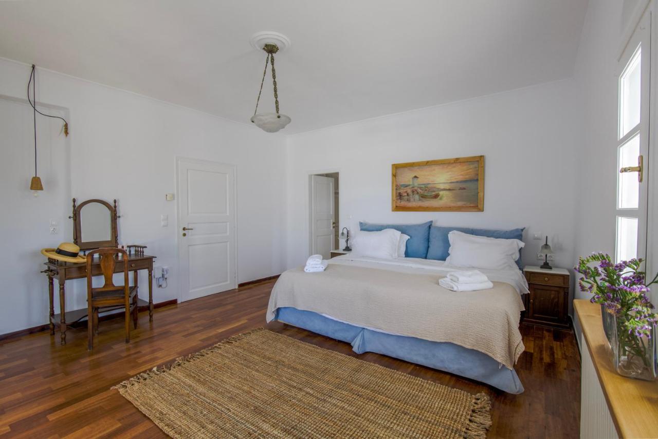 Anthemion Paros - Villas & Suites 阿吉亚艾里尼帕罗 外观 照片