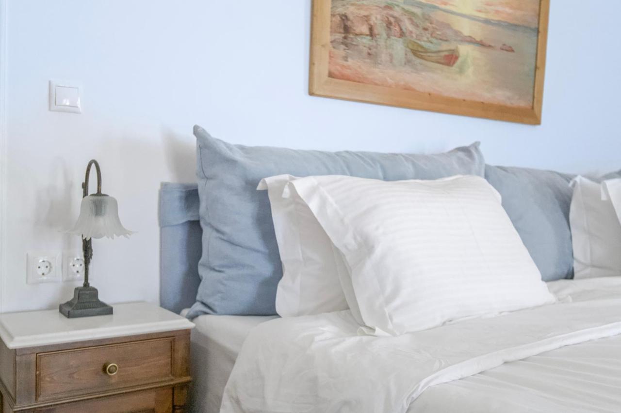 Anthemion Paros - Villas & Suites 阿吉亚艾里尼帕罗 外观 照片